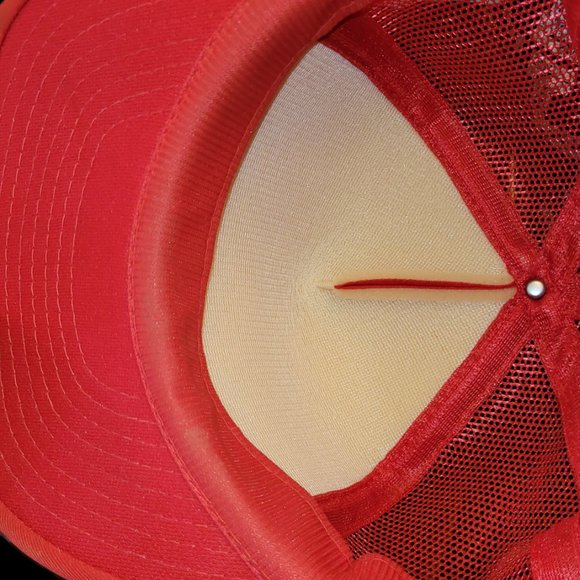 Vintage The Official Coca-Cola Classic Snapback Red Trucker Hat - Picture 9 of 9